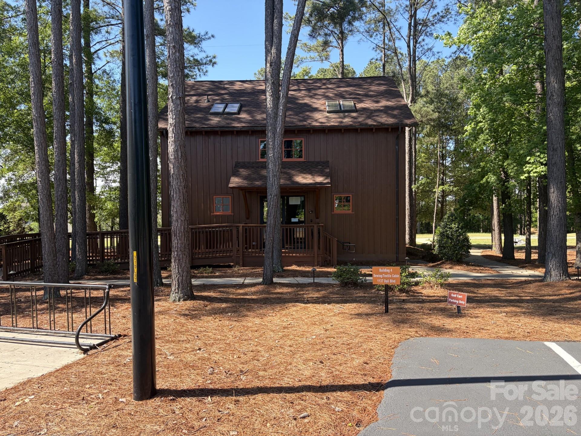 304 Picasso Trail — Mount Holly