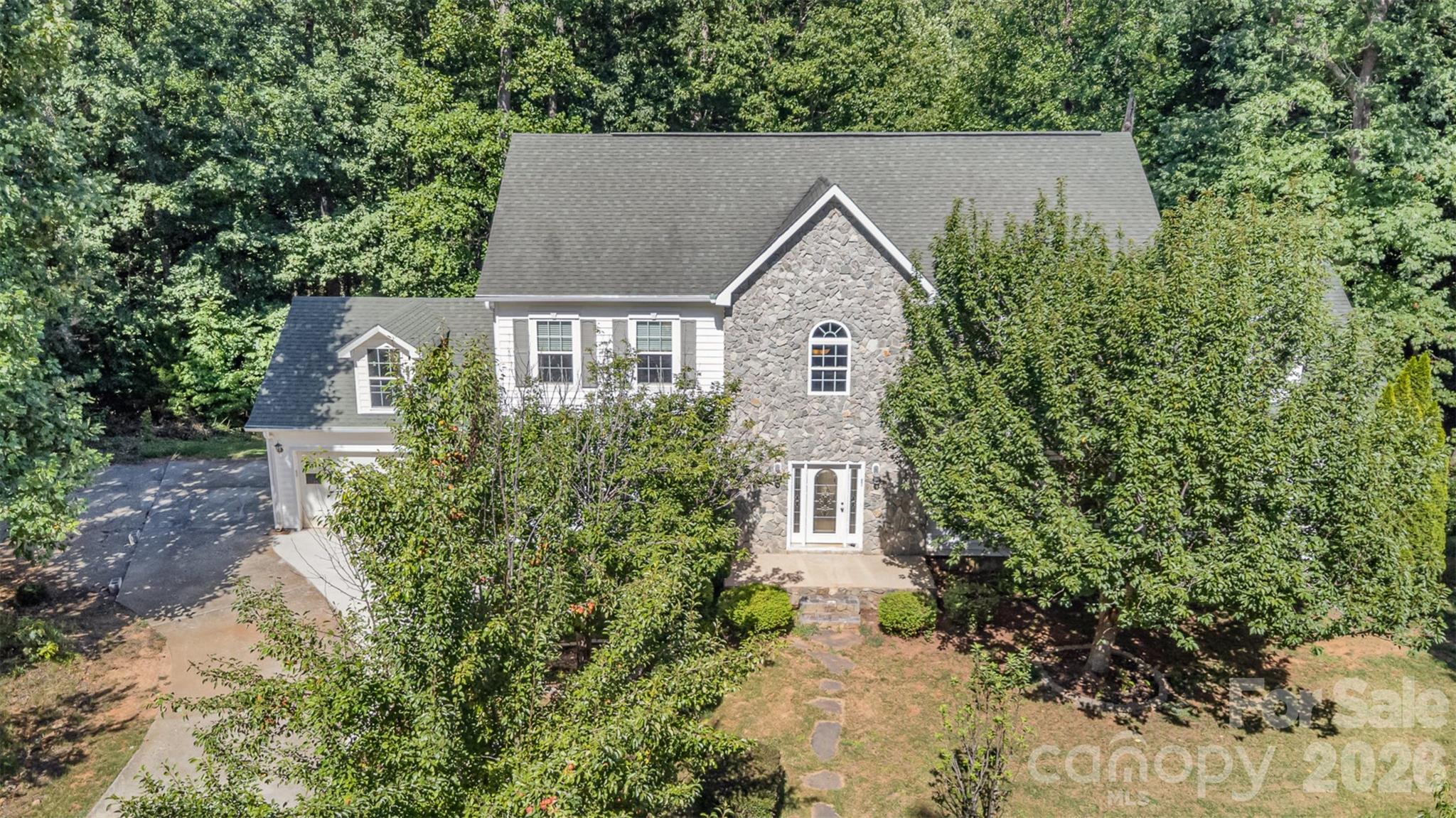 1485 Adkin Drive — Iron Station
