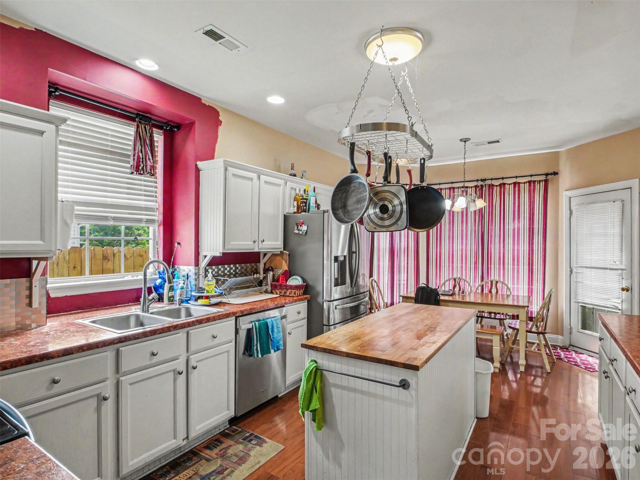 3422 Pasture View Court — Charlotte