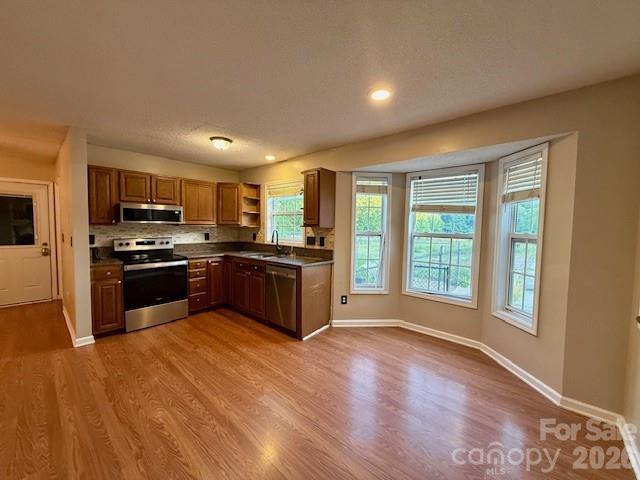 494 Vera Drive — Rockwell