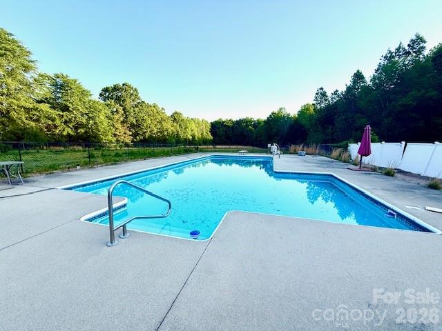 494 Vera Drive — Rockwell