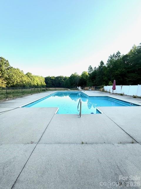 494 Vera Drive — Rockwell