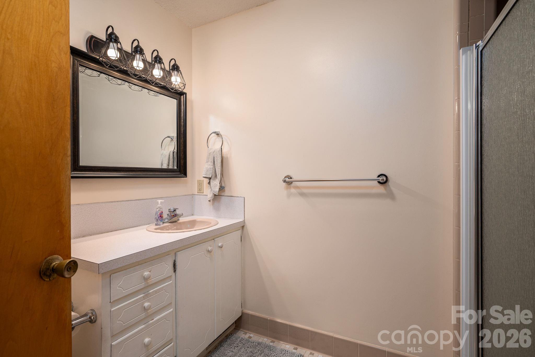 602 Lee Street — Kings Mountain
