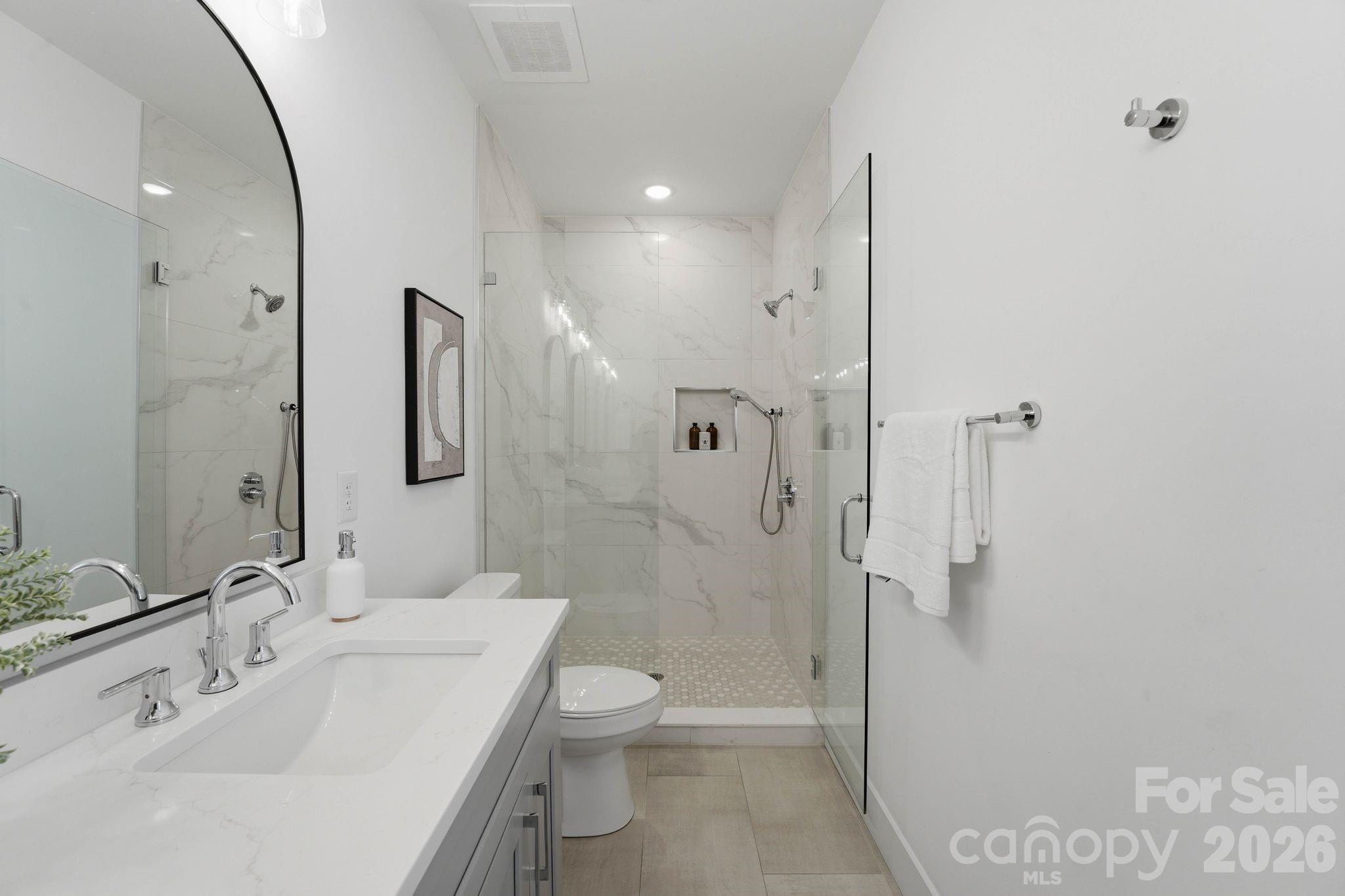 201 Grandin Road #6 — Charlotte