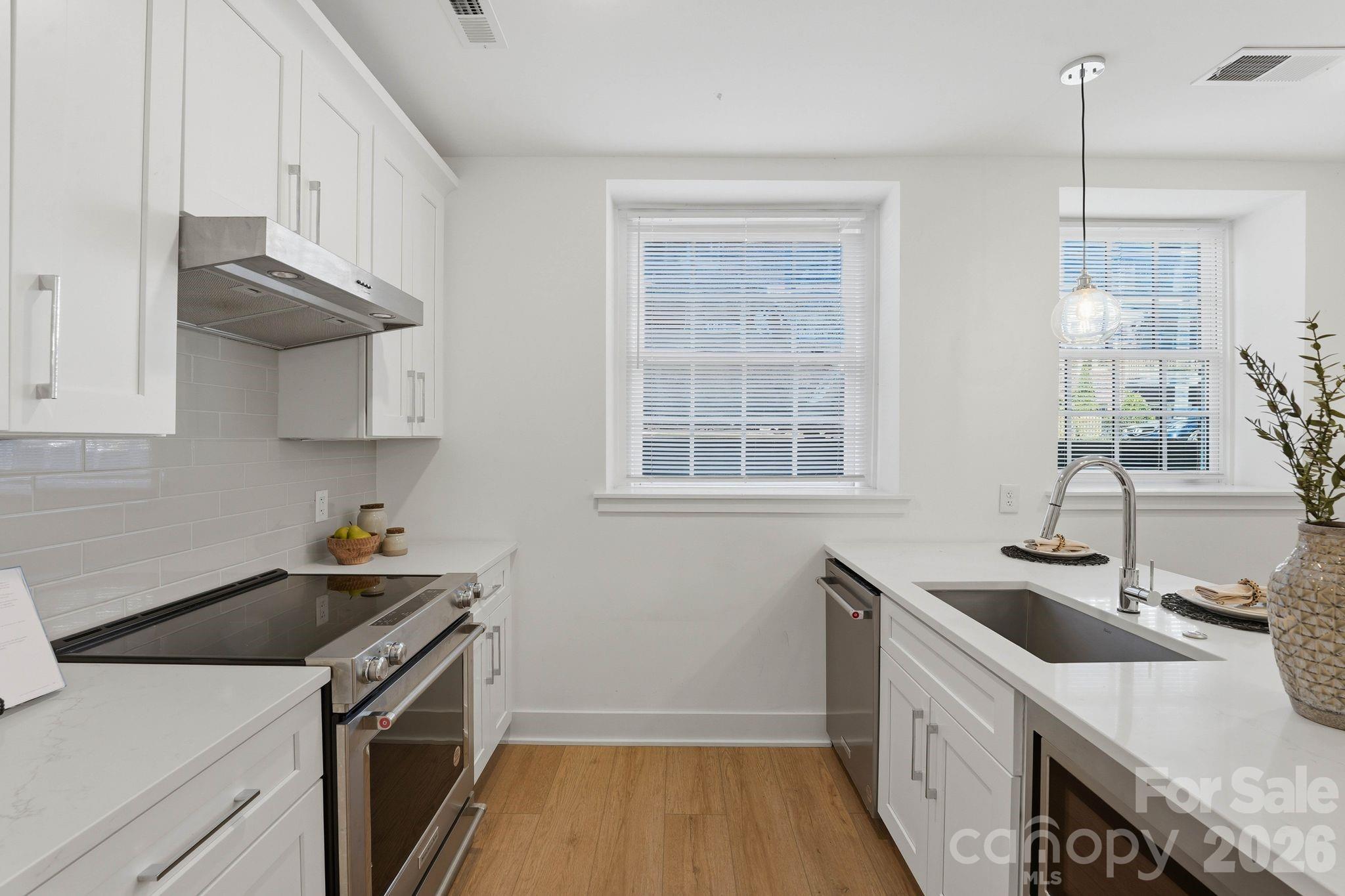 201 Grandin Road #6 — Charlotte