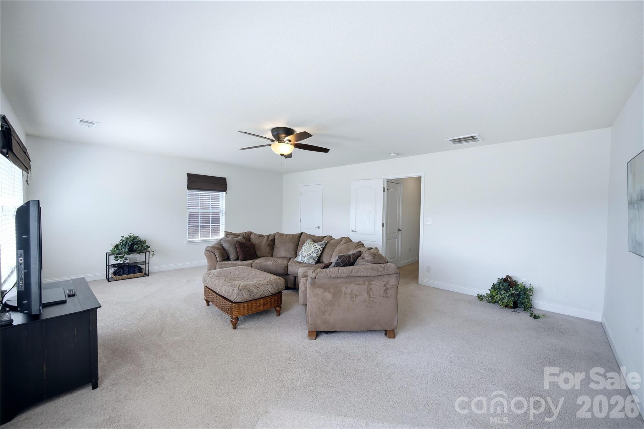 2429 Glyncastle Way — Gastonia