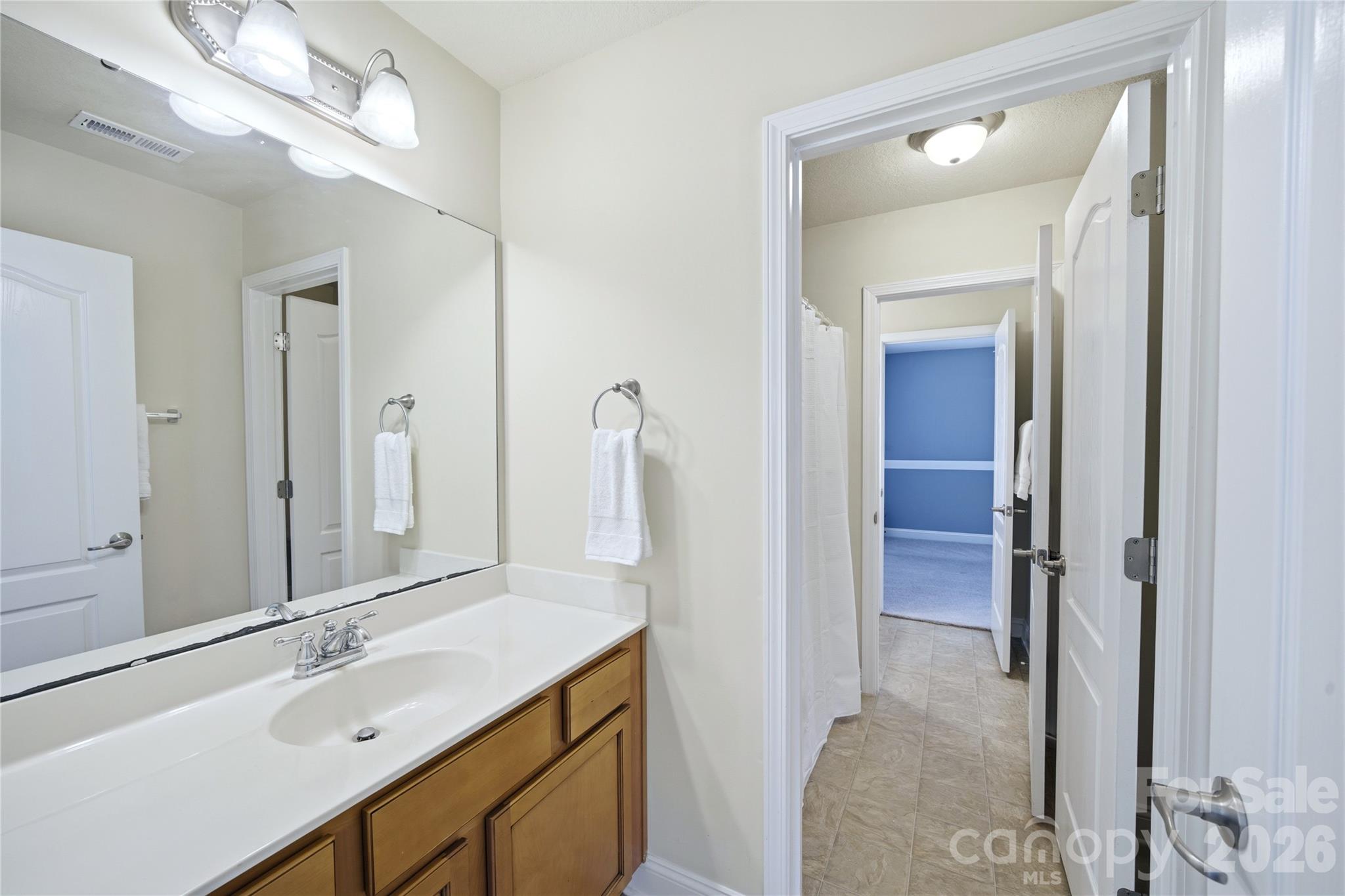 2429 Glyncastle Way — Gastonia
