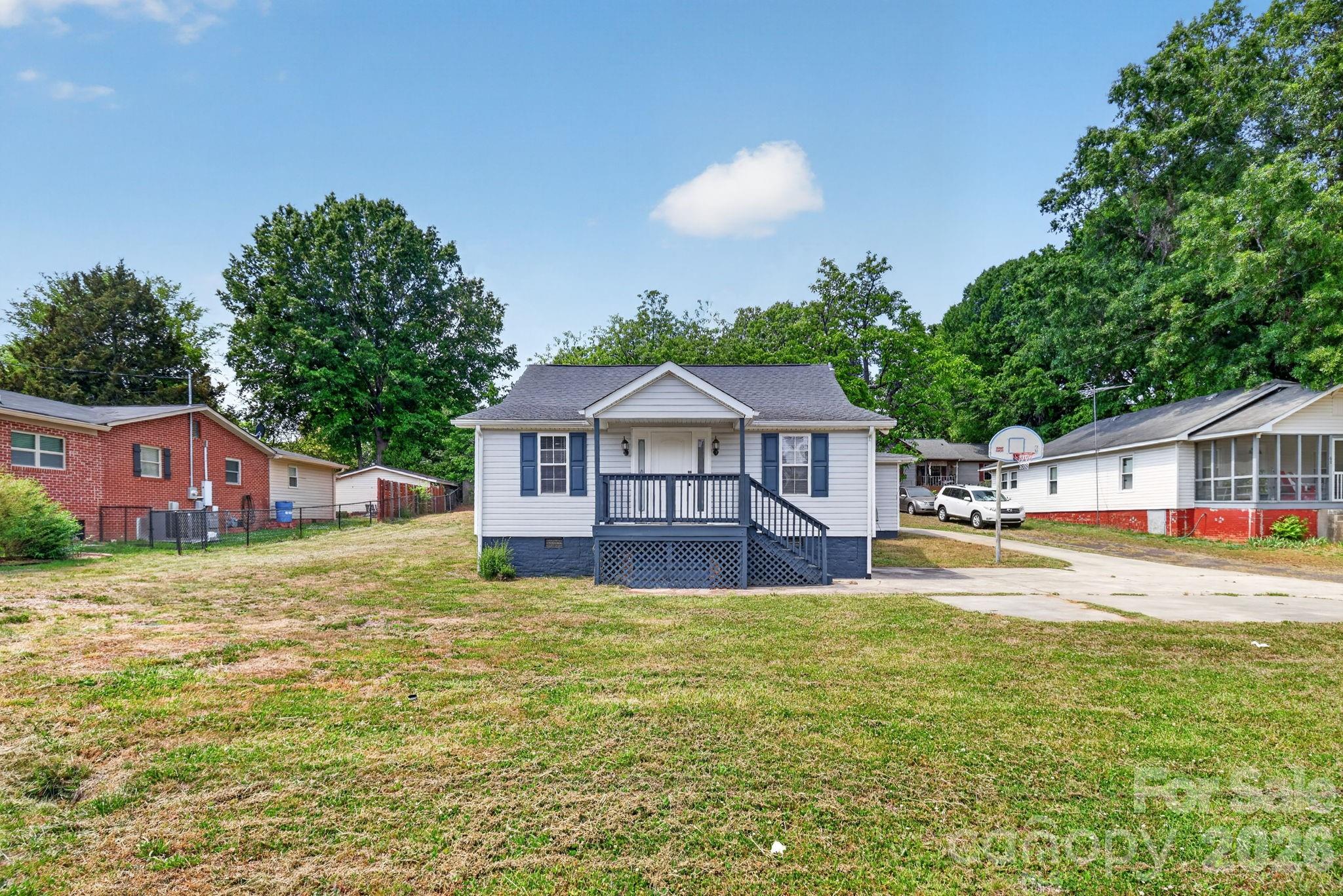 62 Roberta Road SW — Concord