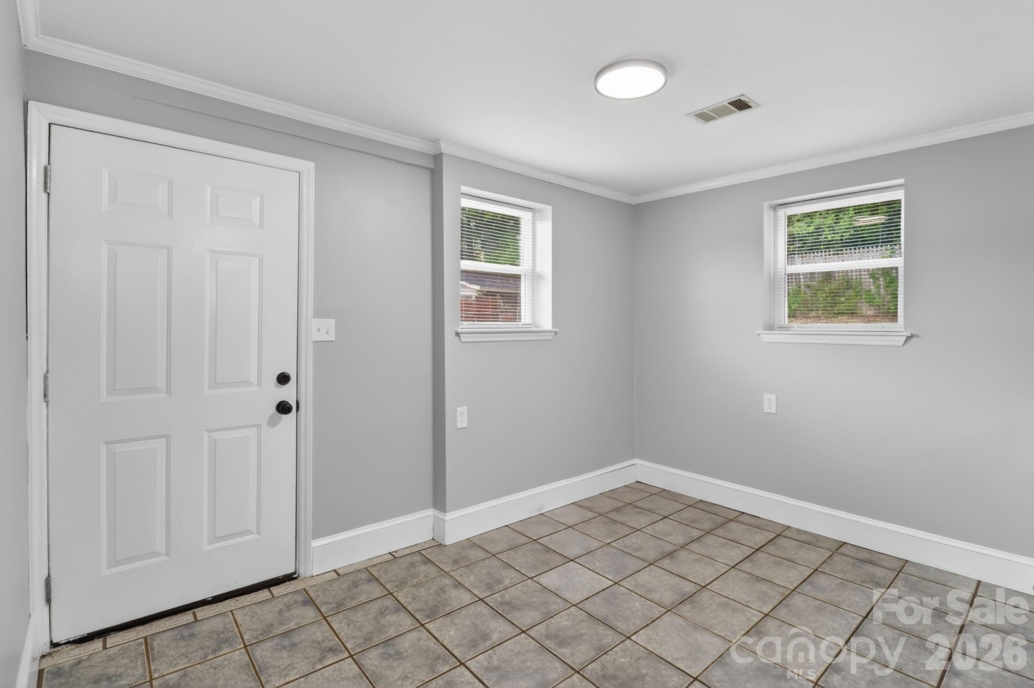 62 Roberta Road SW — Concord