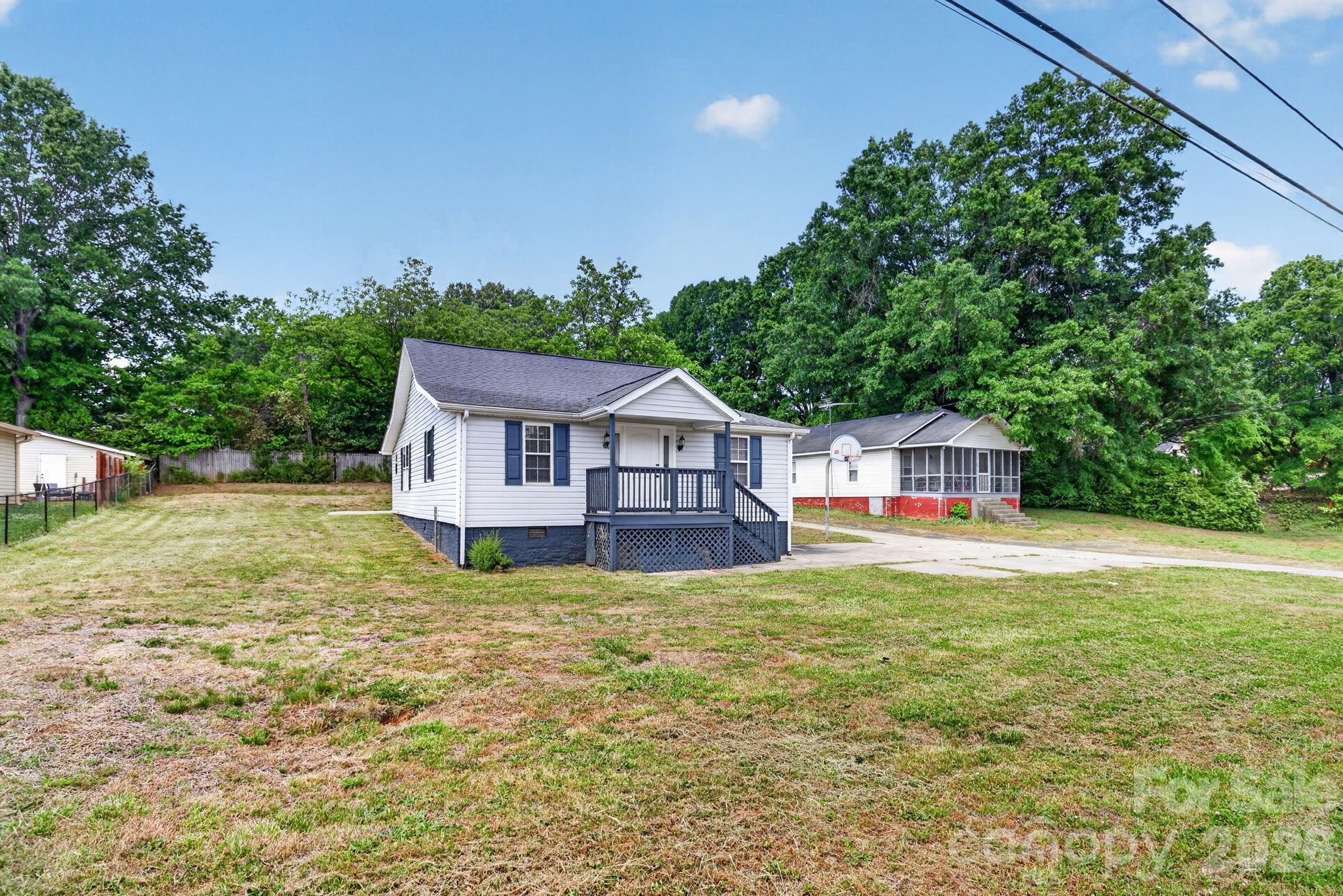62 Roberta Road SW — Concord