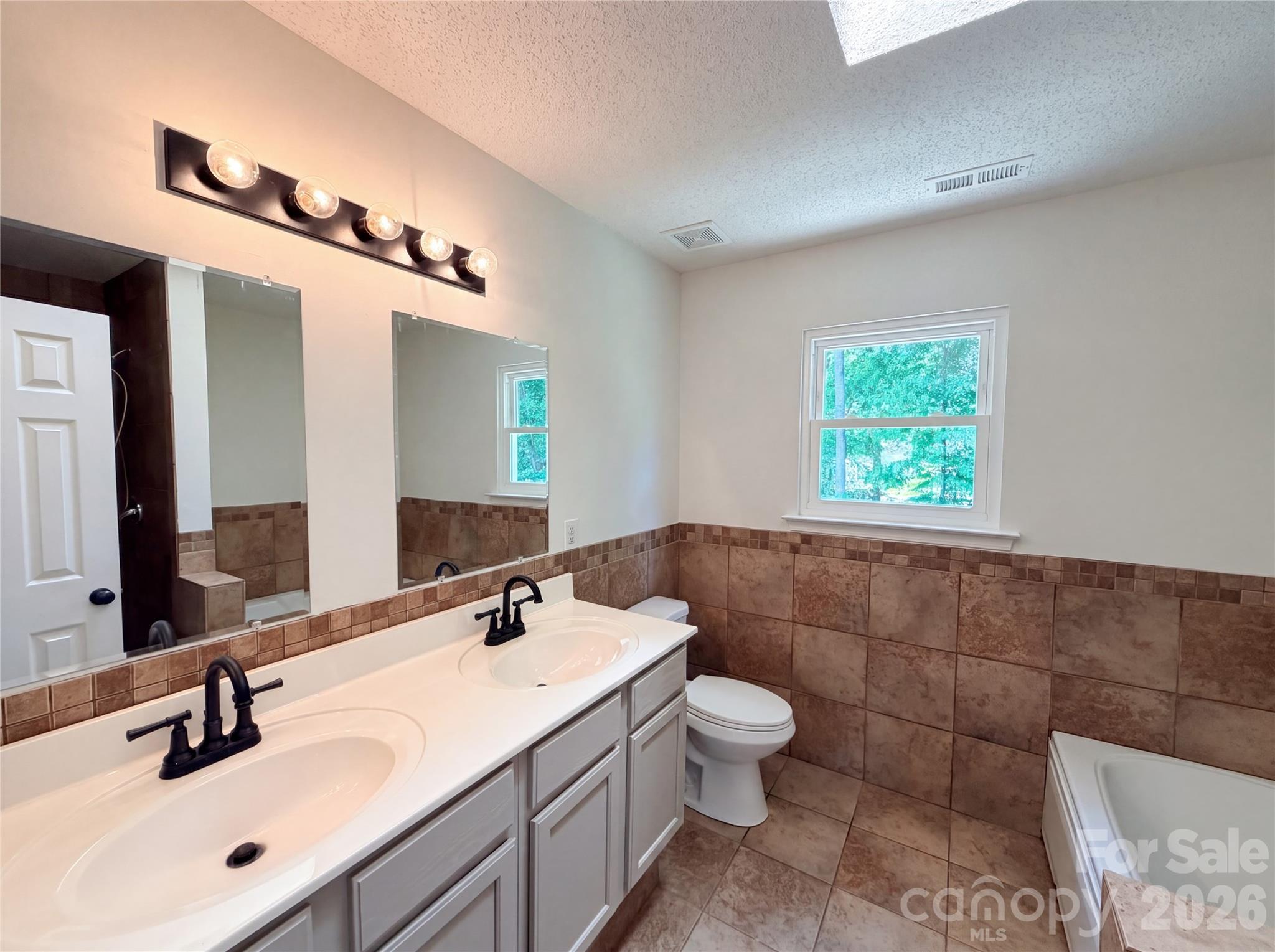 10009 Wild Dogwood Court — Charlotte