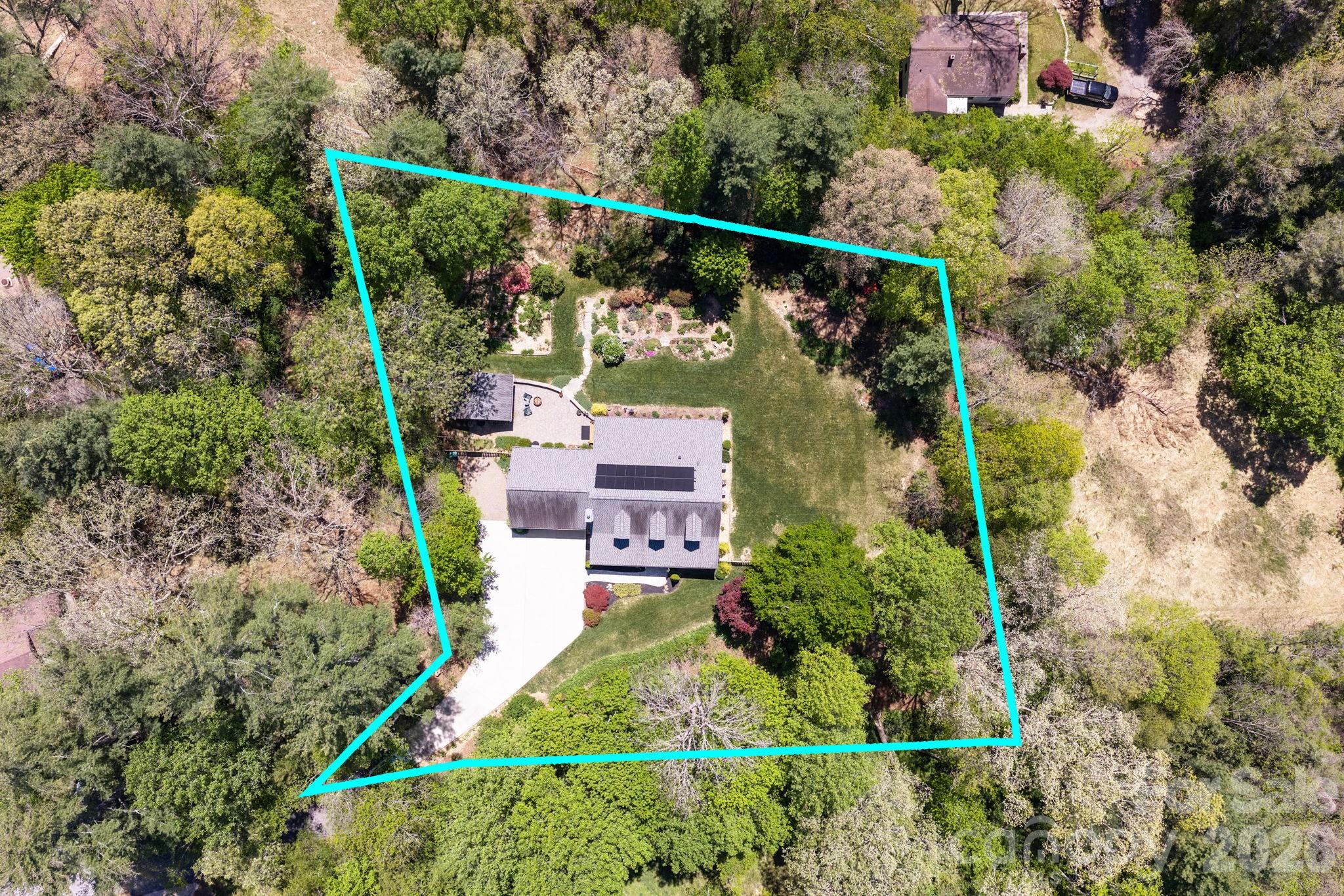 29 Blueberry Lane — Fairview