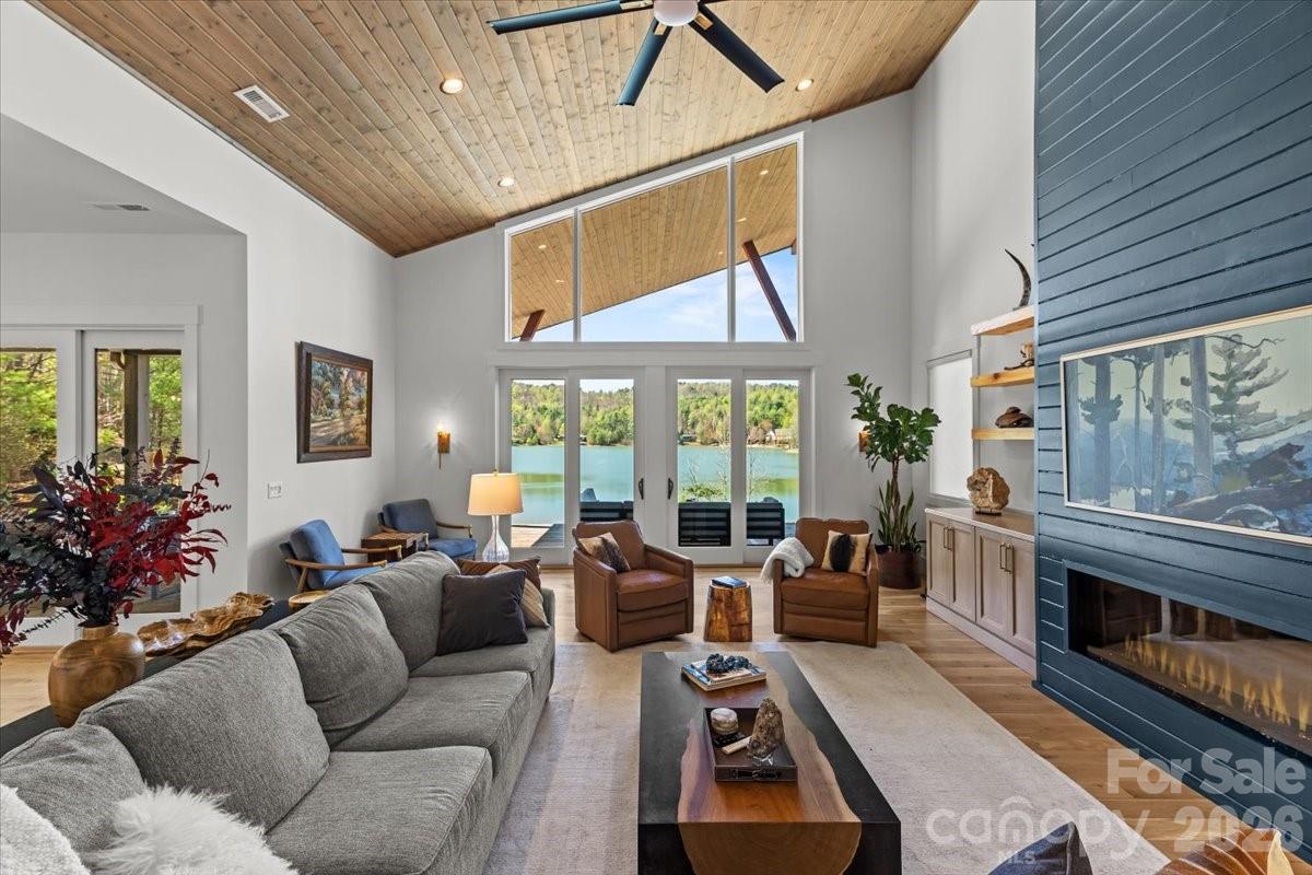 984 Eagle Lake Drive — Brevard