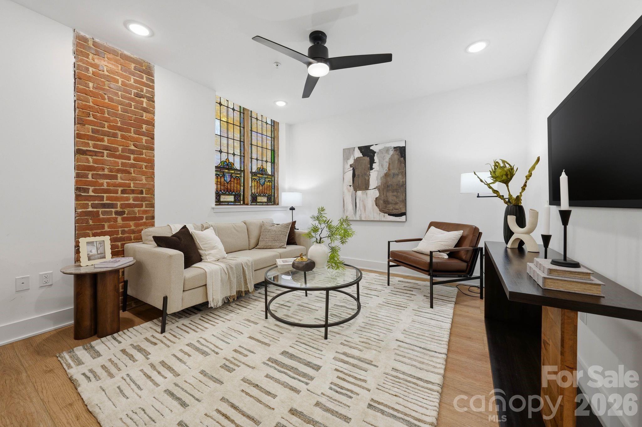 201 Grandin Road #13 — Charlotte