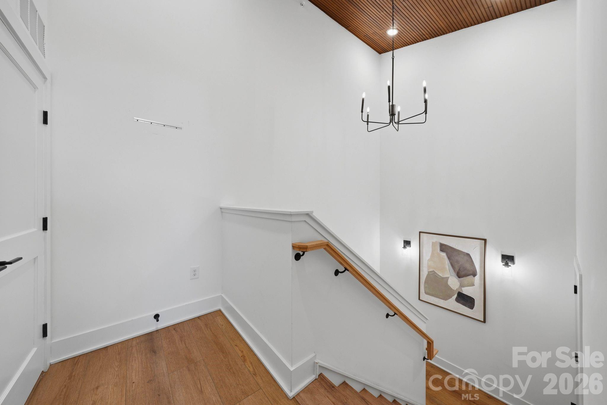 201 Grandin Road #13 — Charlotte