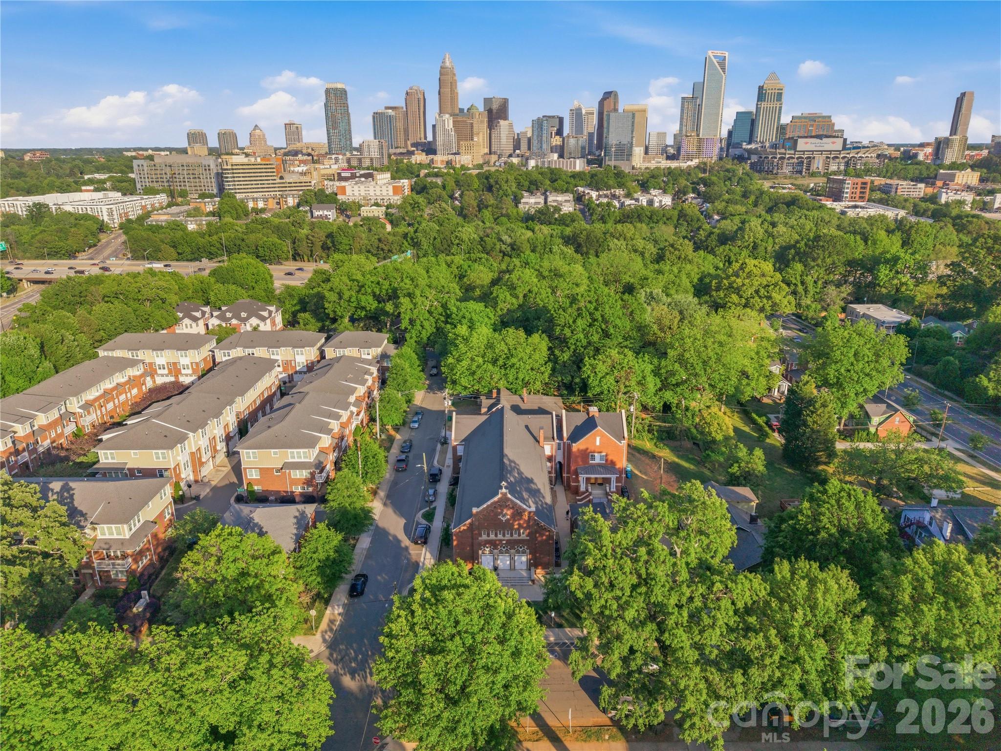 201 Grandin Road #13 — Charlotte
