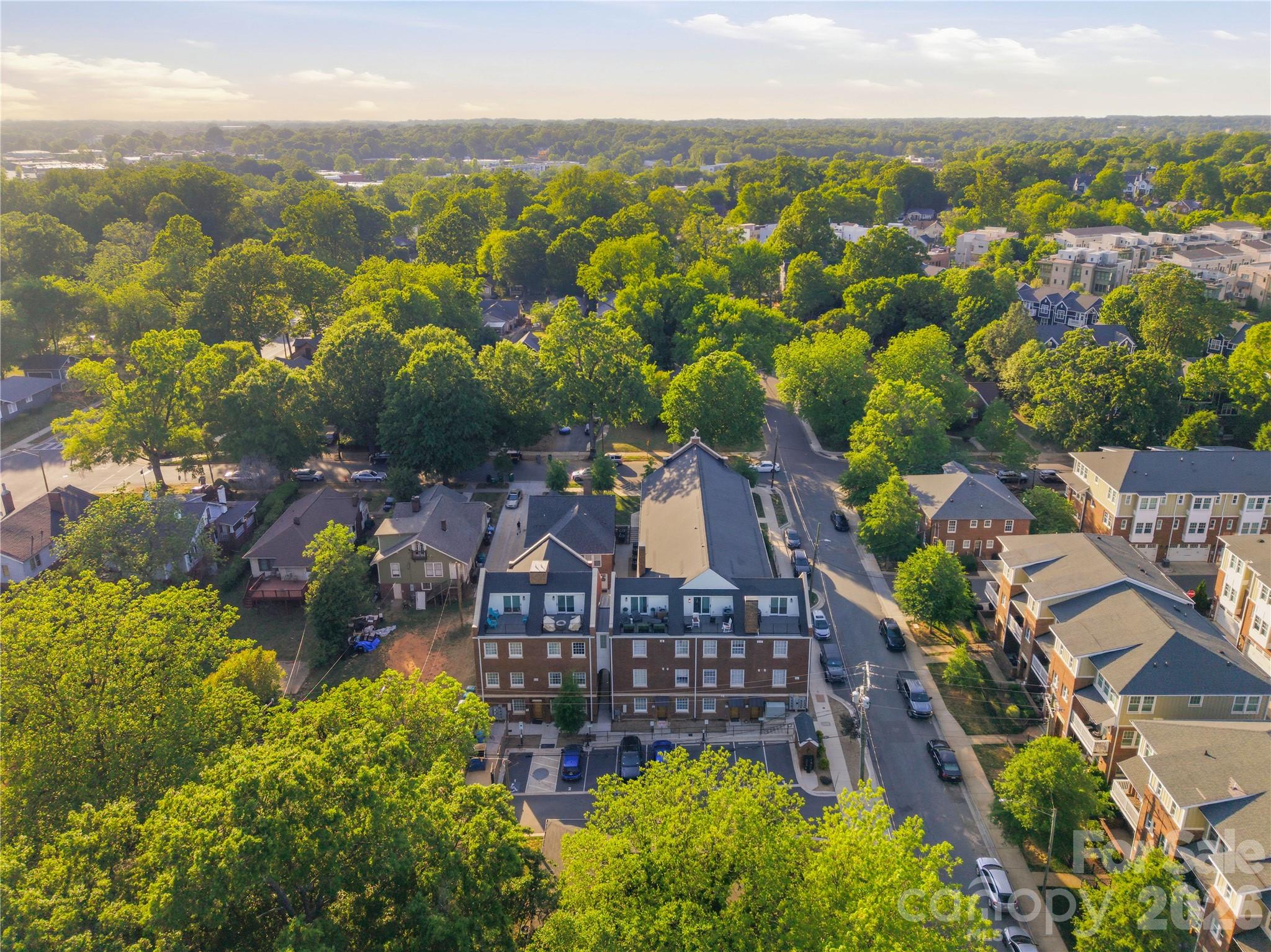 201 Grandin Road #13 — Charlotte