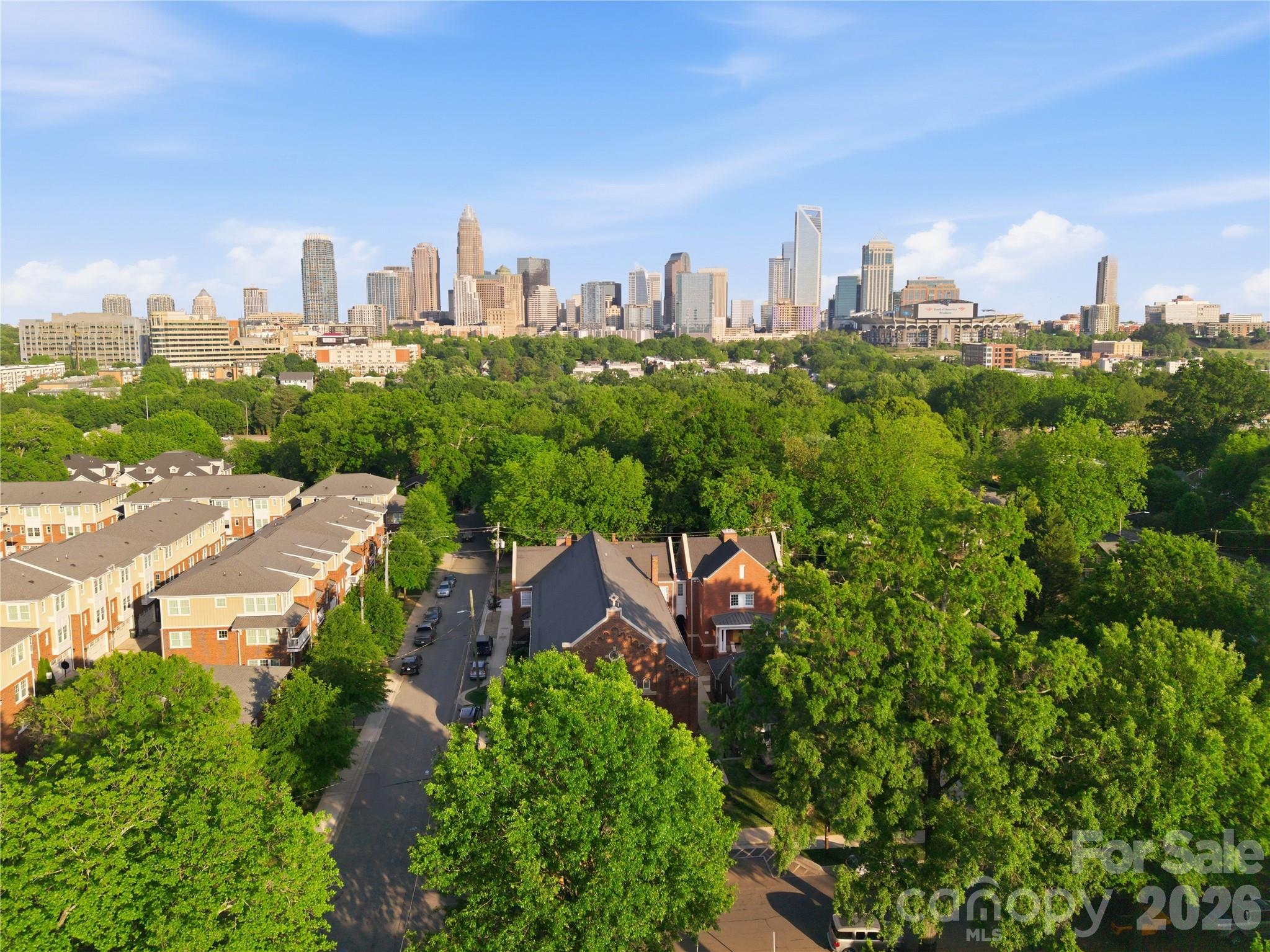 201 Grandin Road #13 — Charlotte