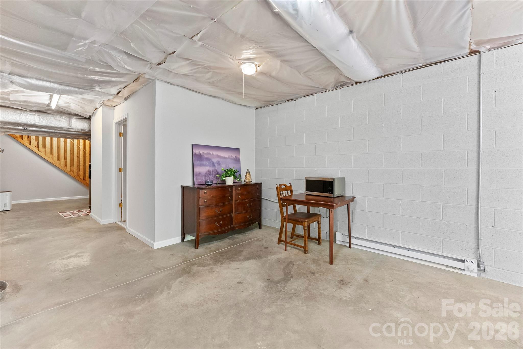 64 Wyoming Road — Asheville