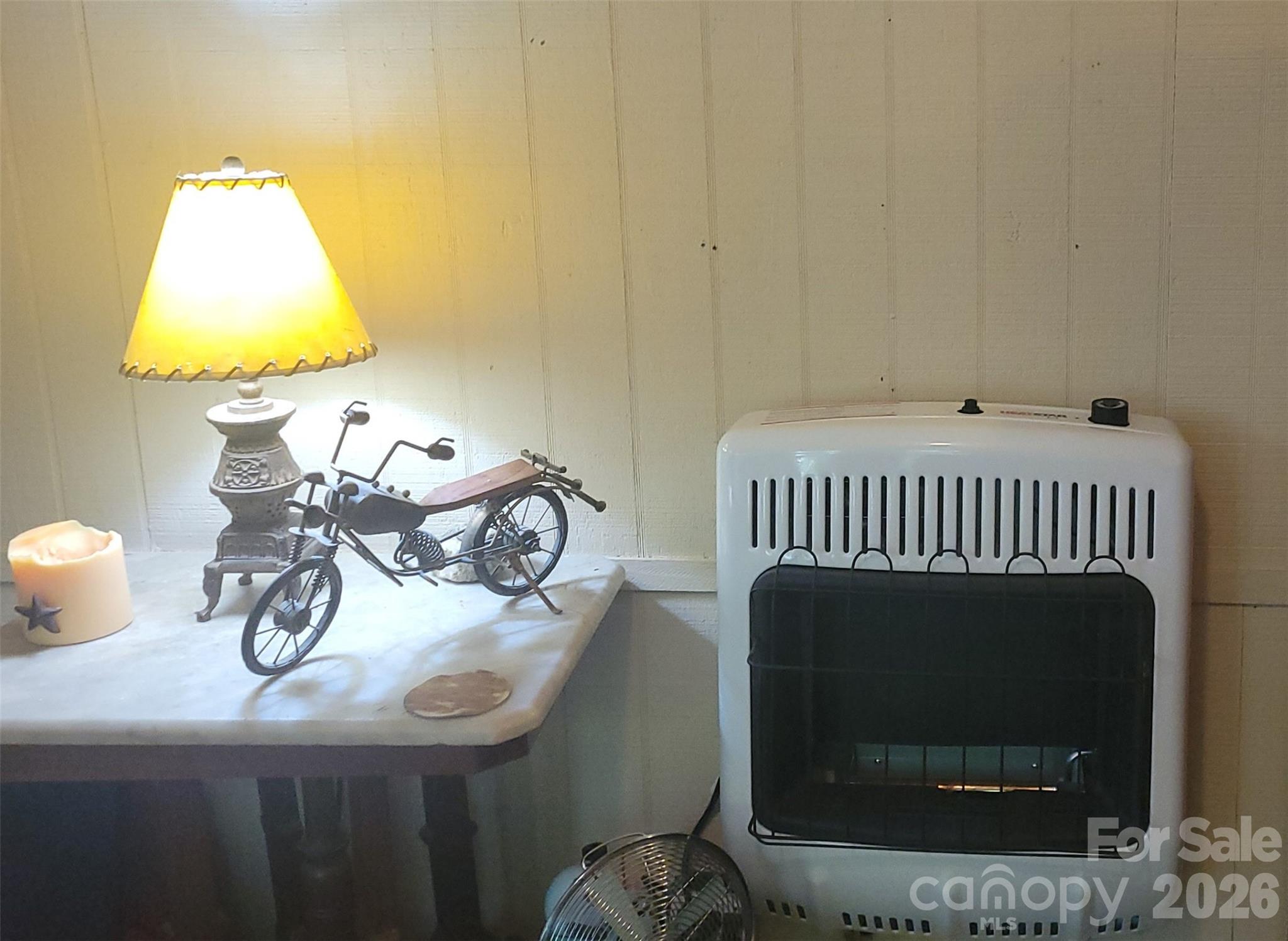 376 Hoot Owl Road — Spruce Pine