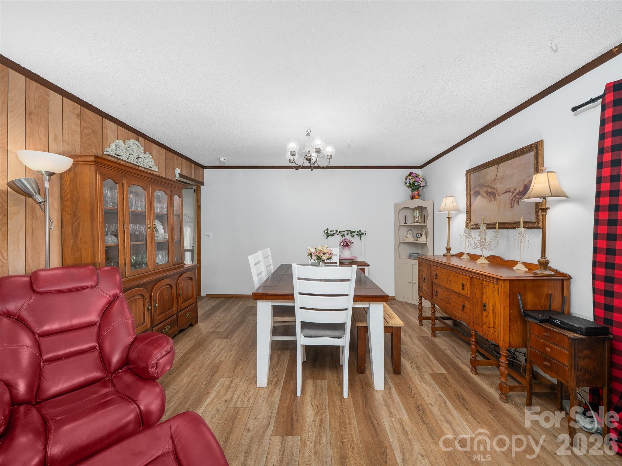376 Hoot Owl Road — Spruce Pine