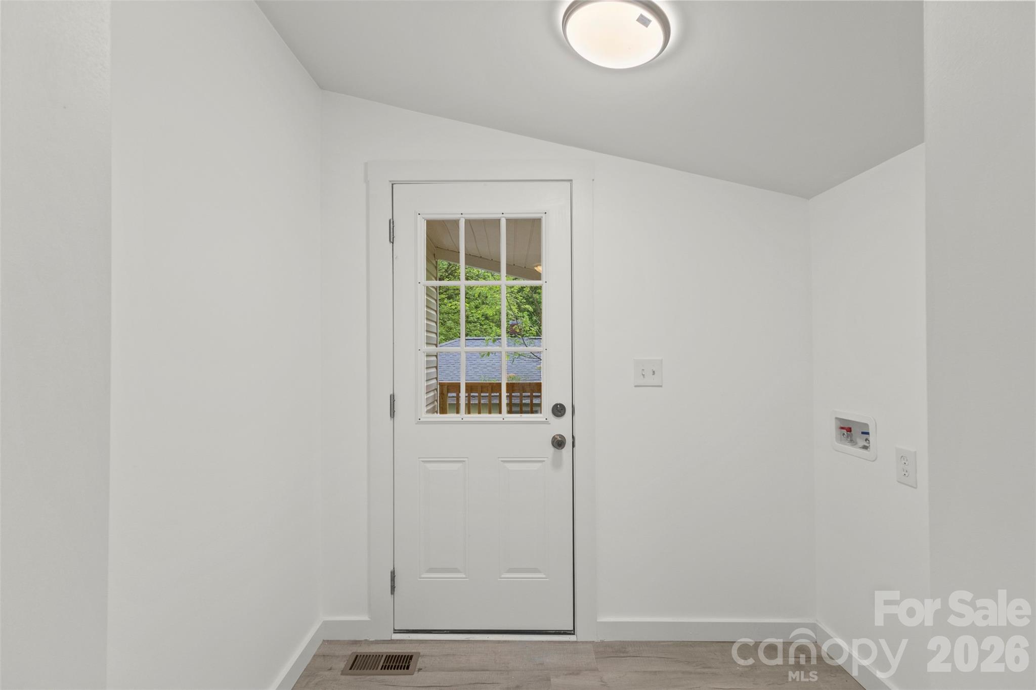 1224 Beale Street — Albemarle