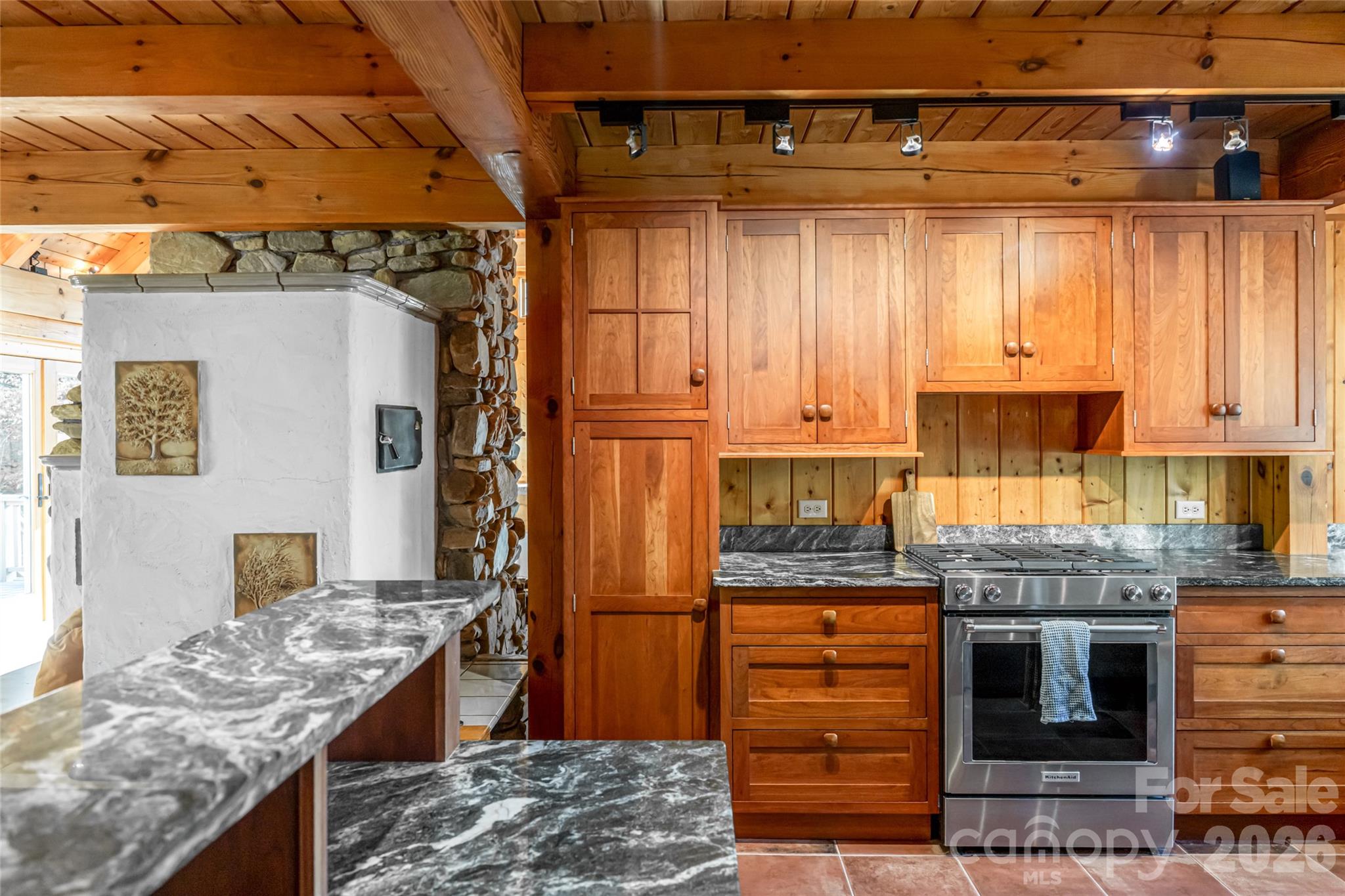 10 and 12 Dogwood Hills Lane — Weaverville