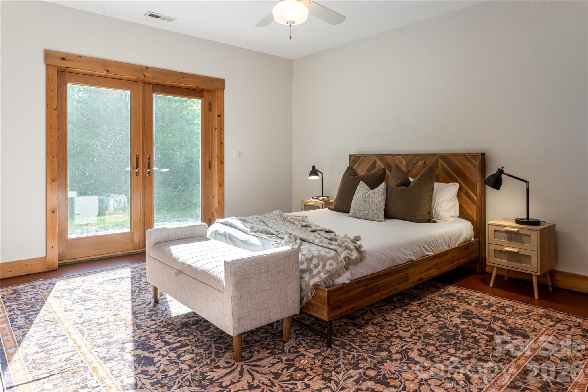 10 and 12 Dogwood Hills Lane — Weaverville