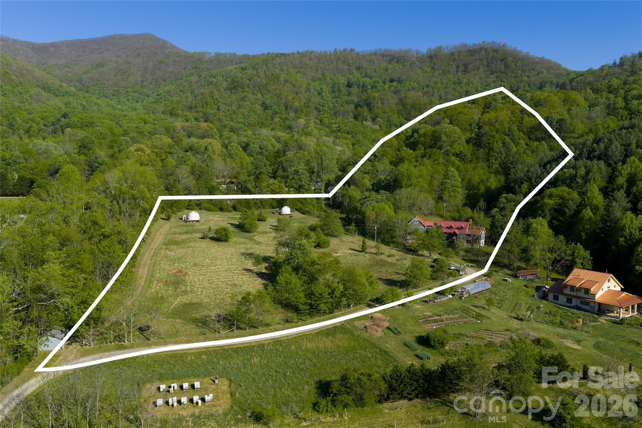10 and 12 Dogwood Hills Lane — Weaverville