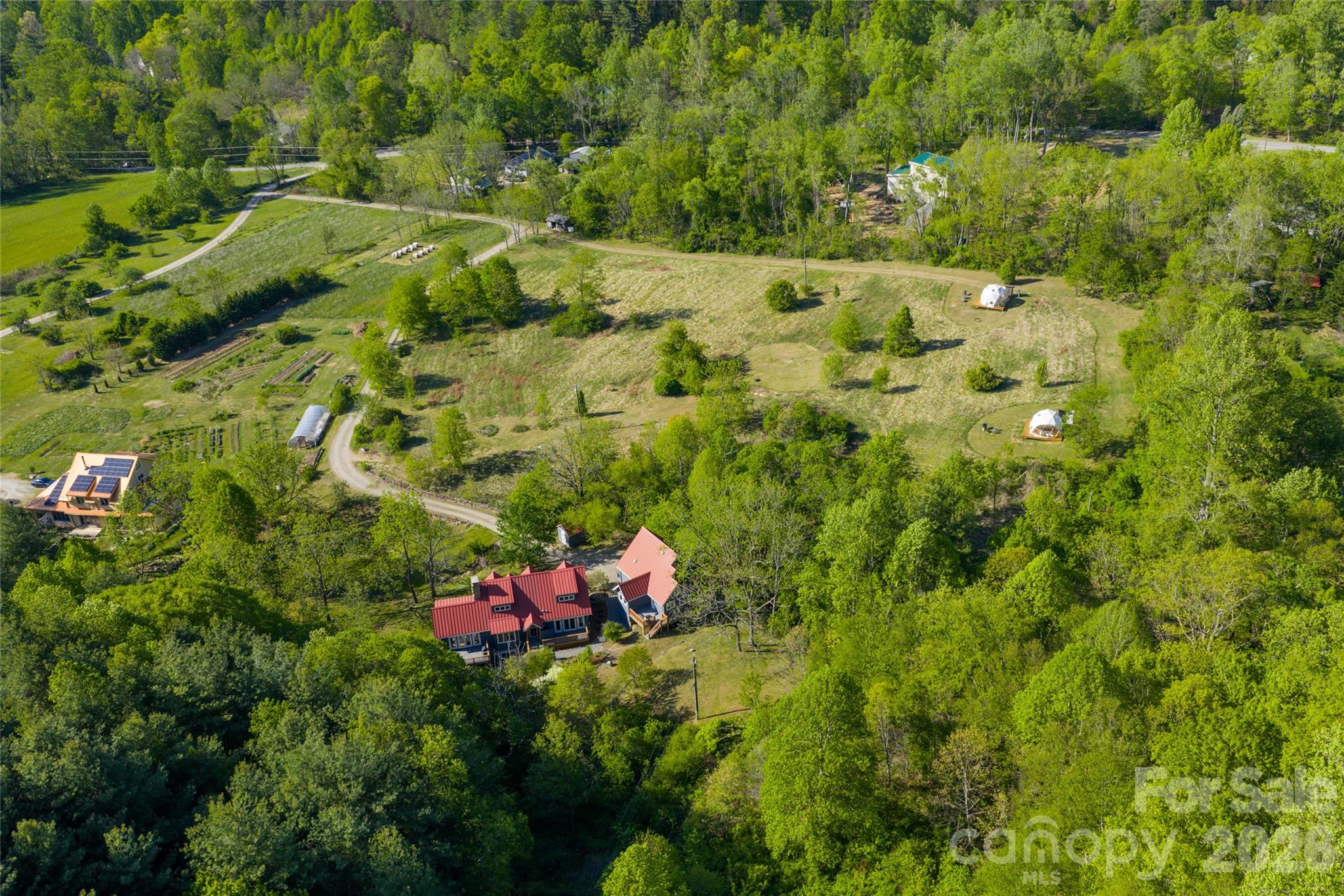 10 and 12 Dogwood Hills Lane — Weaverville