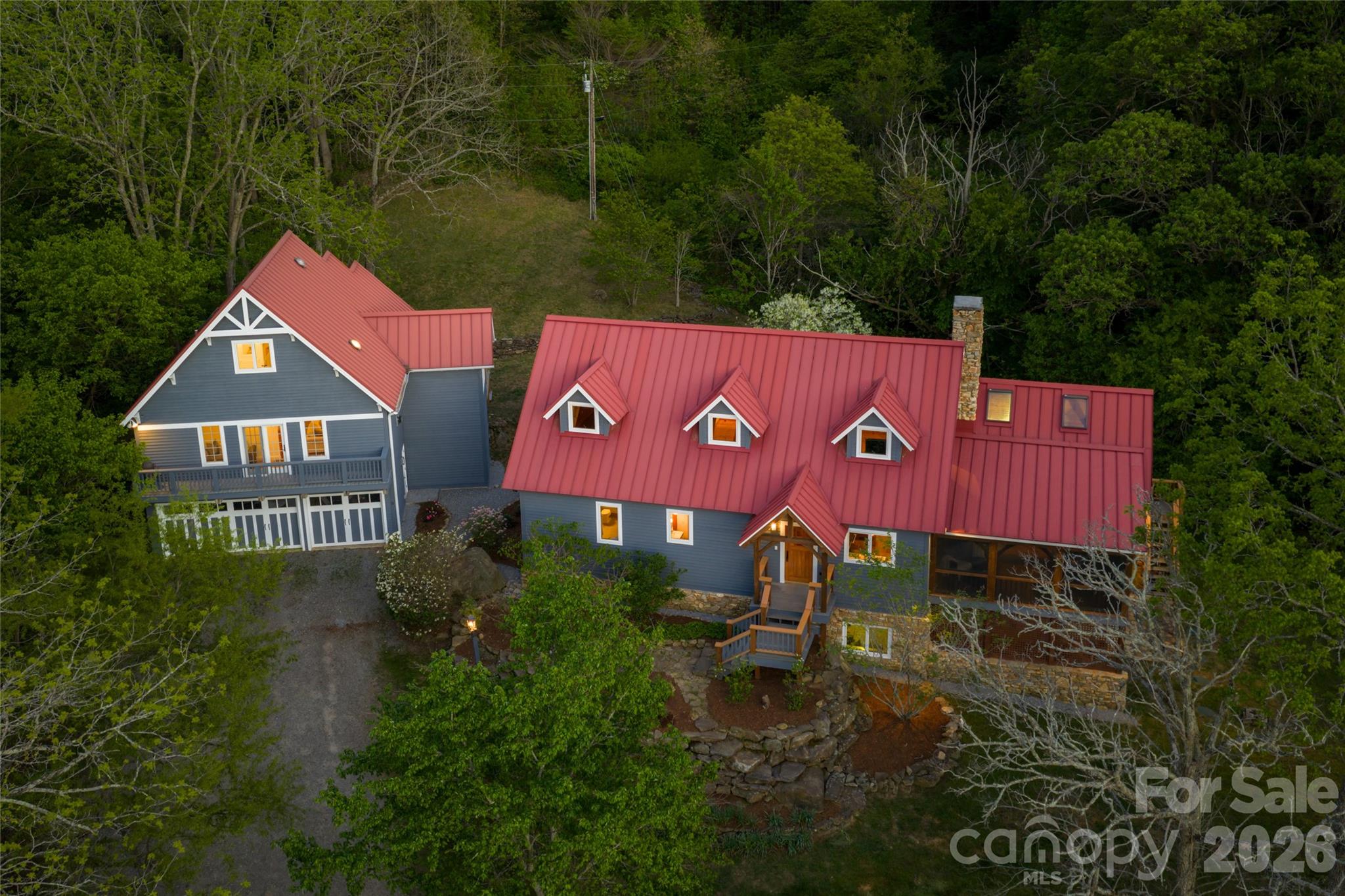 10 and 12 Dogwood Hills Lane — Weaverville
