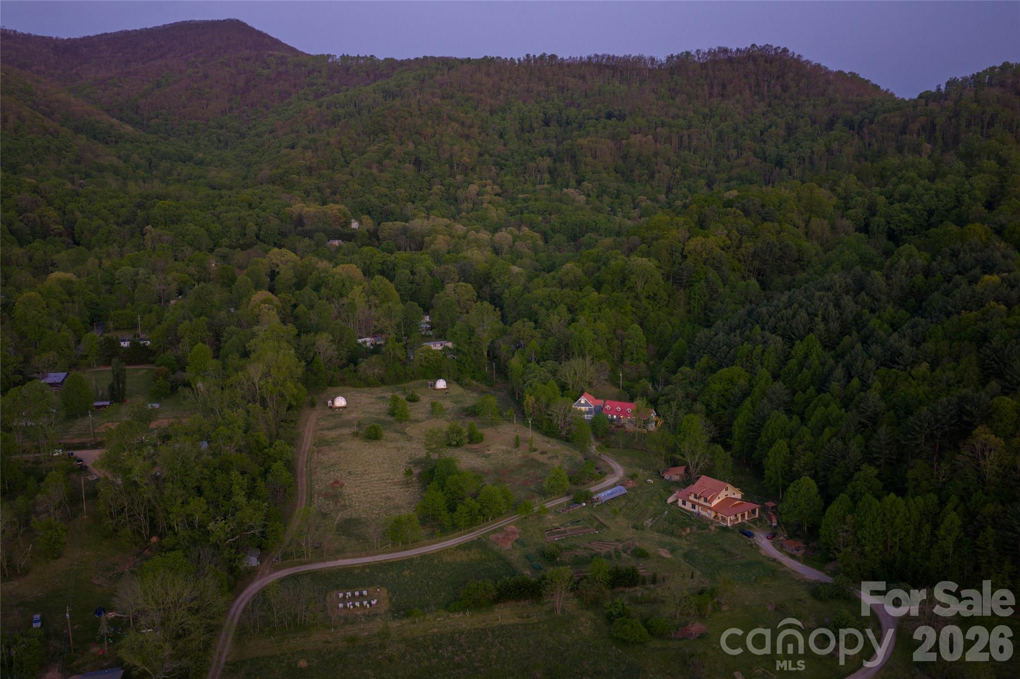 10 and 12 Dogwood Hills Lane — Weaverville