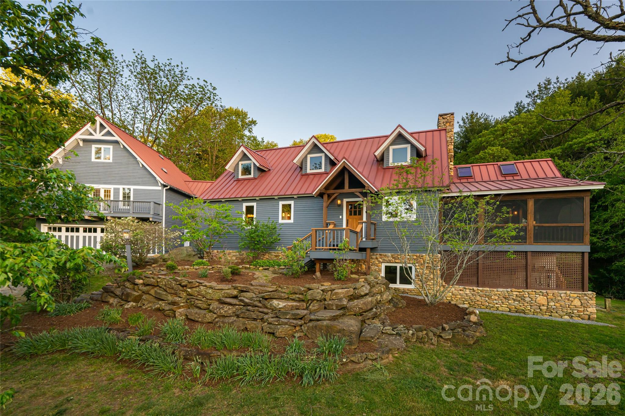 10 and 12 Dogwood Hills Lane — Weaverville