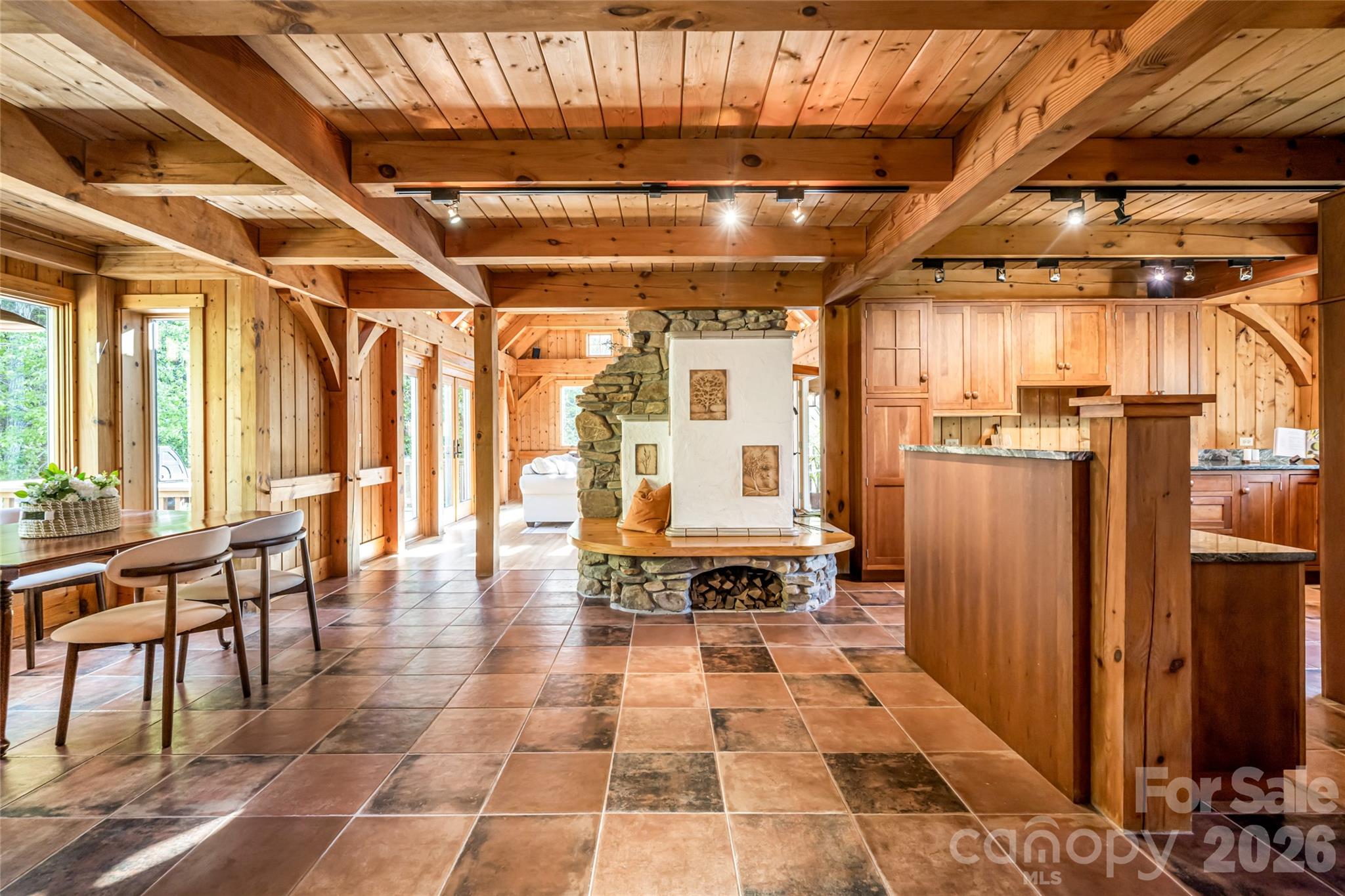 10 and 12 Dogwood Hills Lane — Weaverville