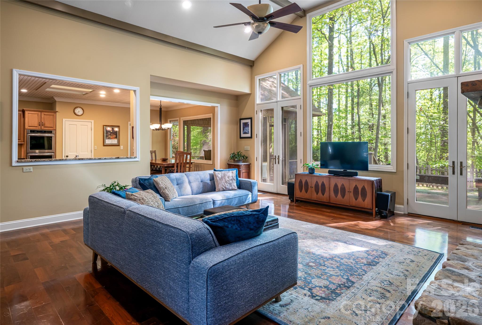 109 Little Cherokee Ridge — Hendersonville