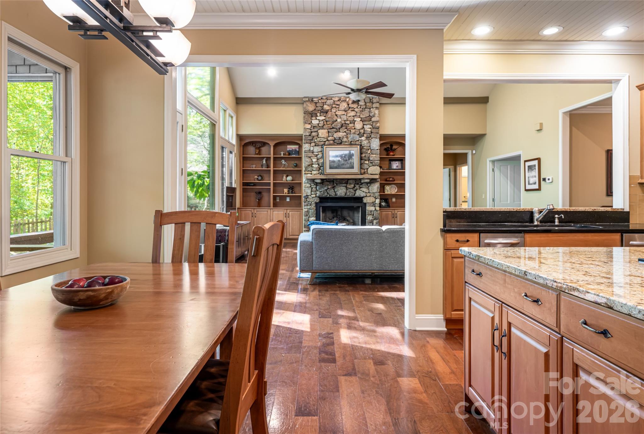 109 Little Cherokee Ridge — Hendersonville