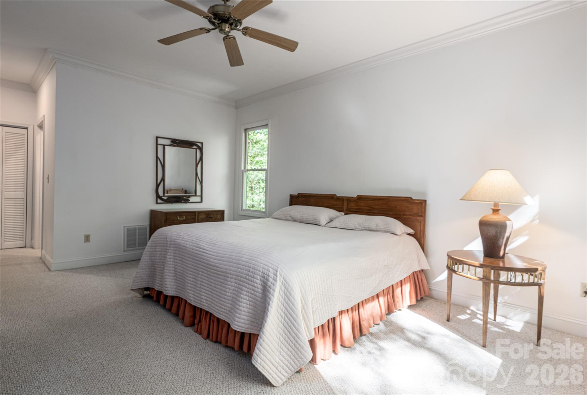 109 Little Cherokee Ridge — Hendersonville