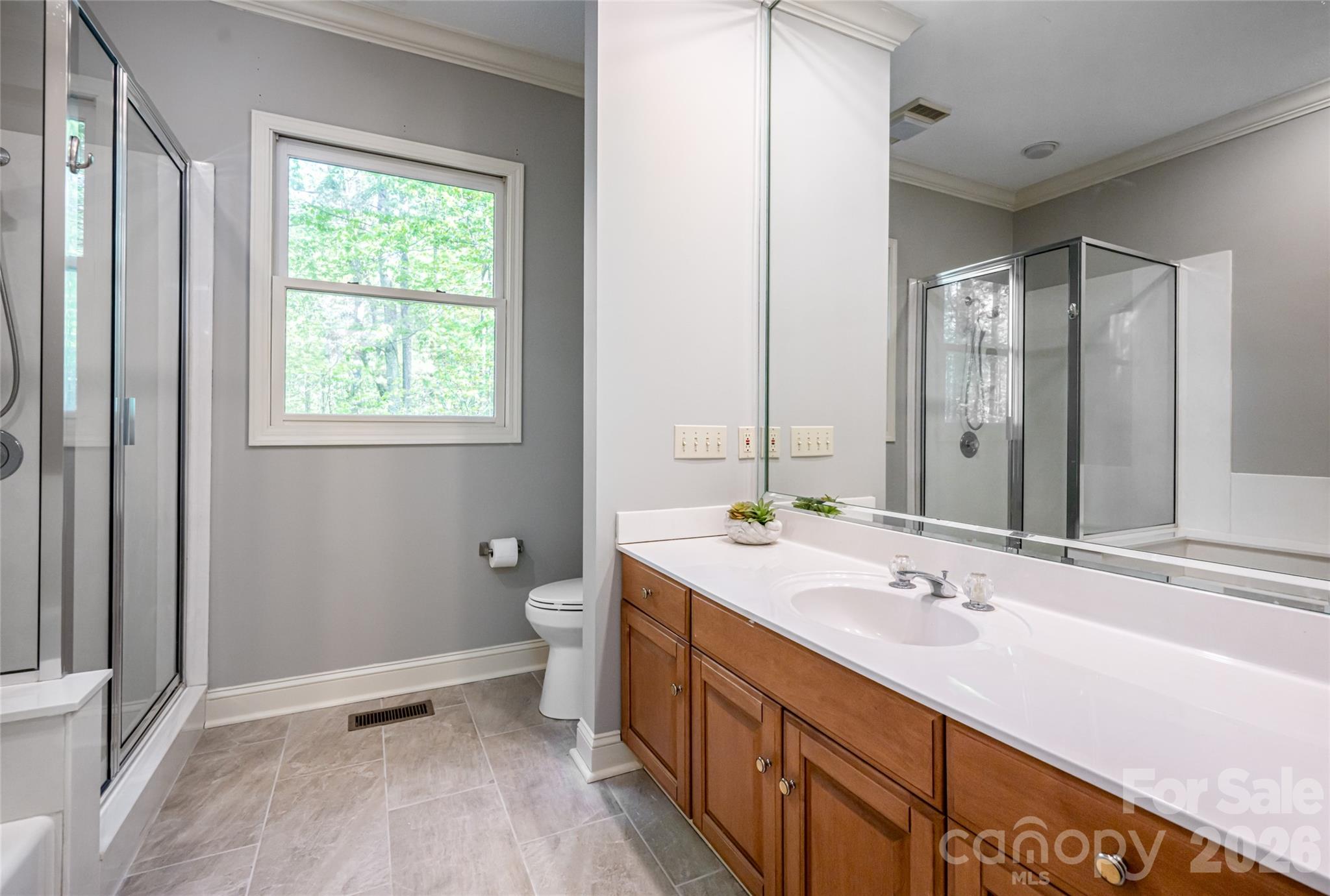 109 Little Cherokee Ridge — Hendersonville
