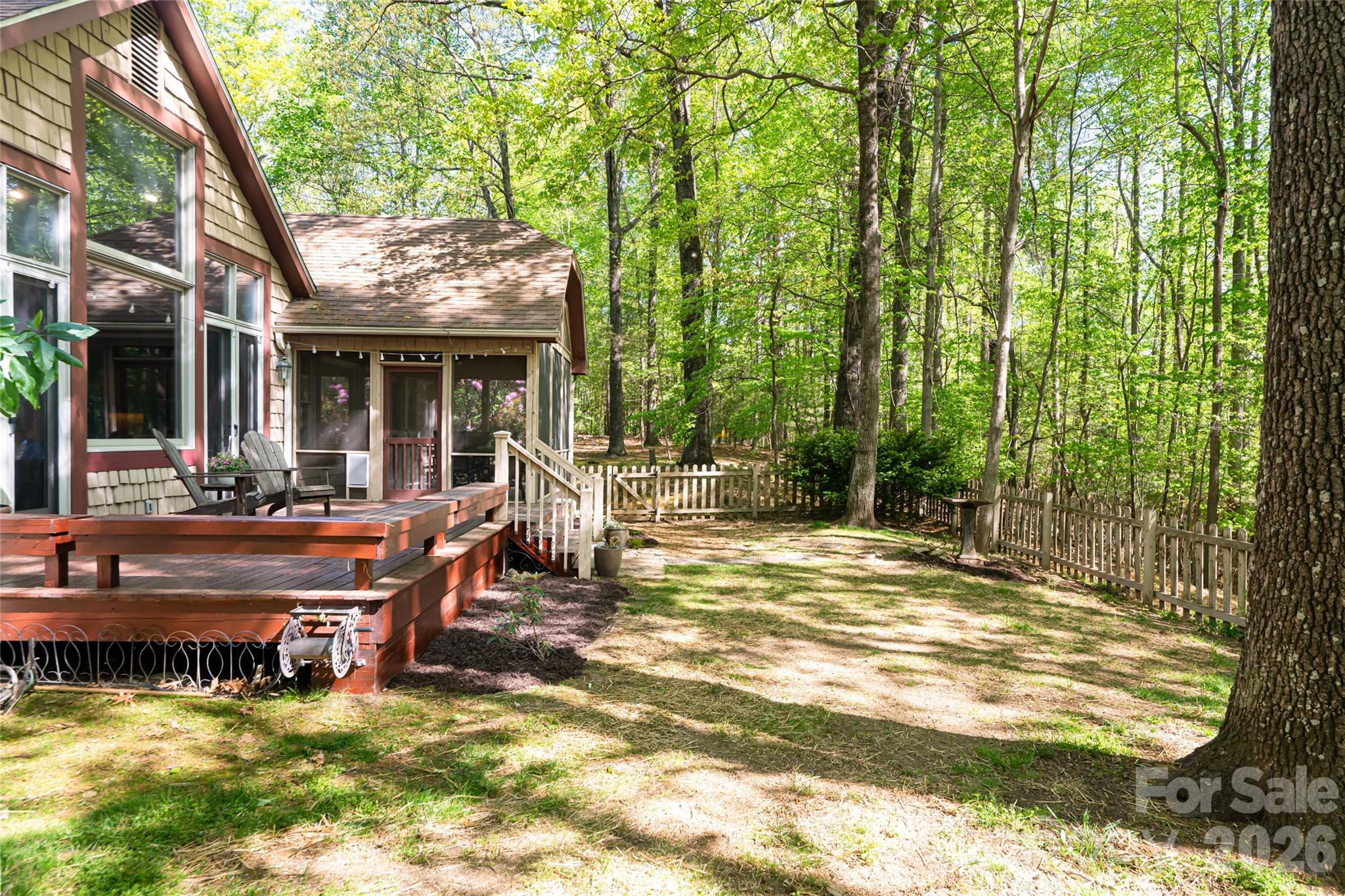 109 Little Cherokee Ridge — Hendersonville