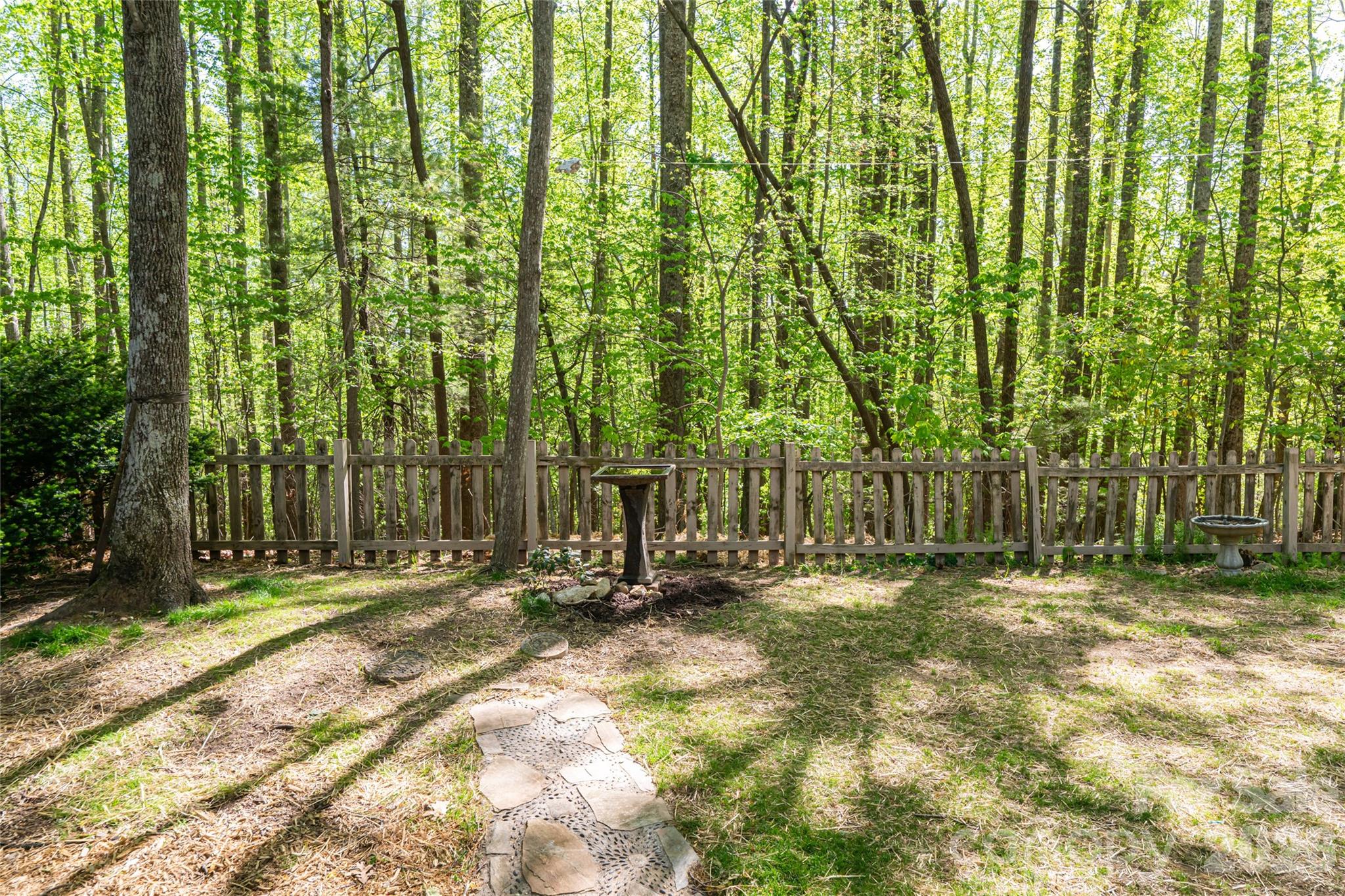 109 Little Cherokee Ridge — Hendersonville