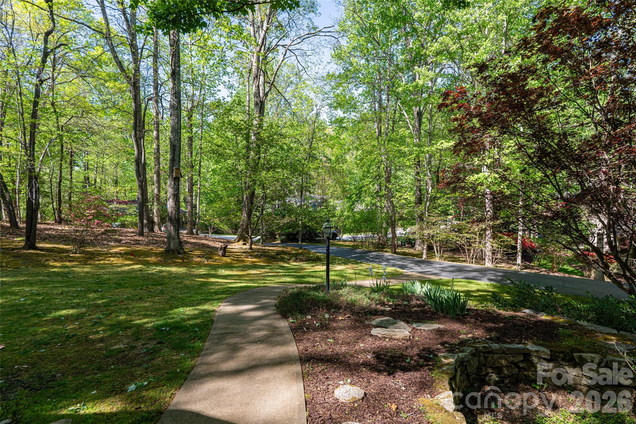 109 Little Cherokee Ridge — Hendersonville