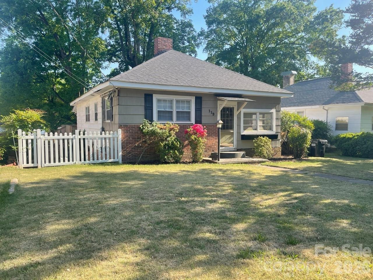 119 Pine Street — Badin