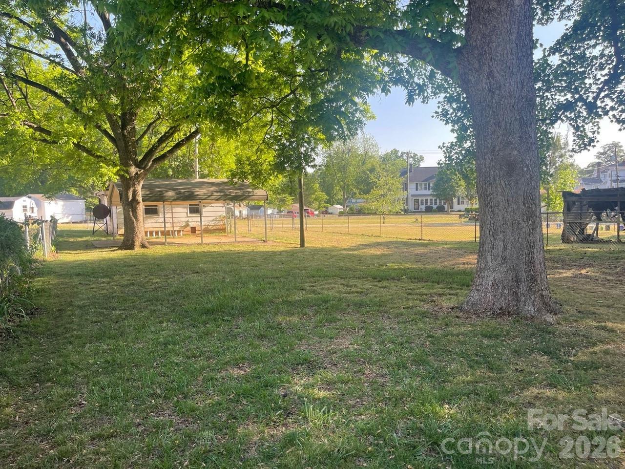 119 Pine Street — Badin