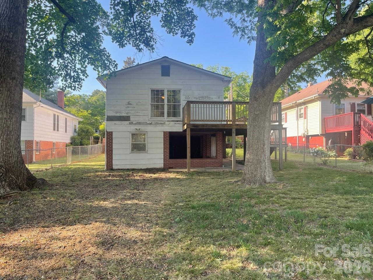 119 Pine Street — Badin