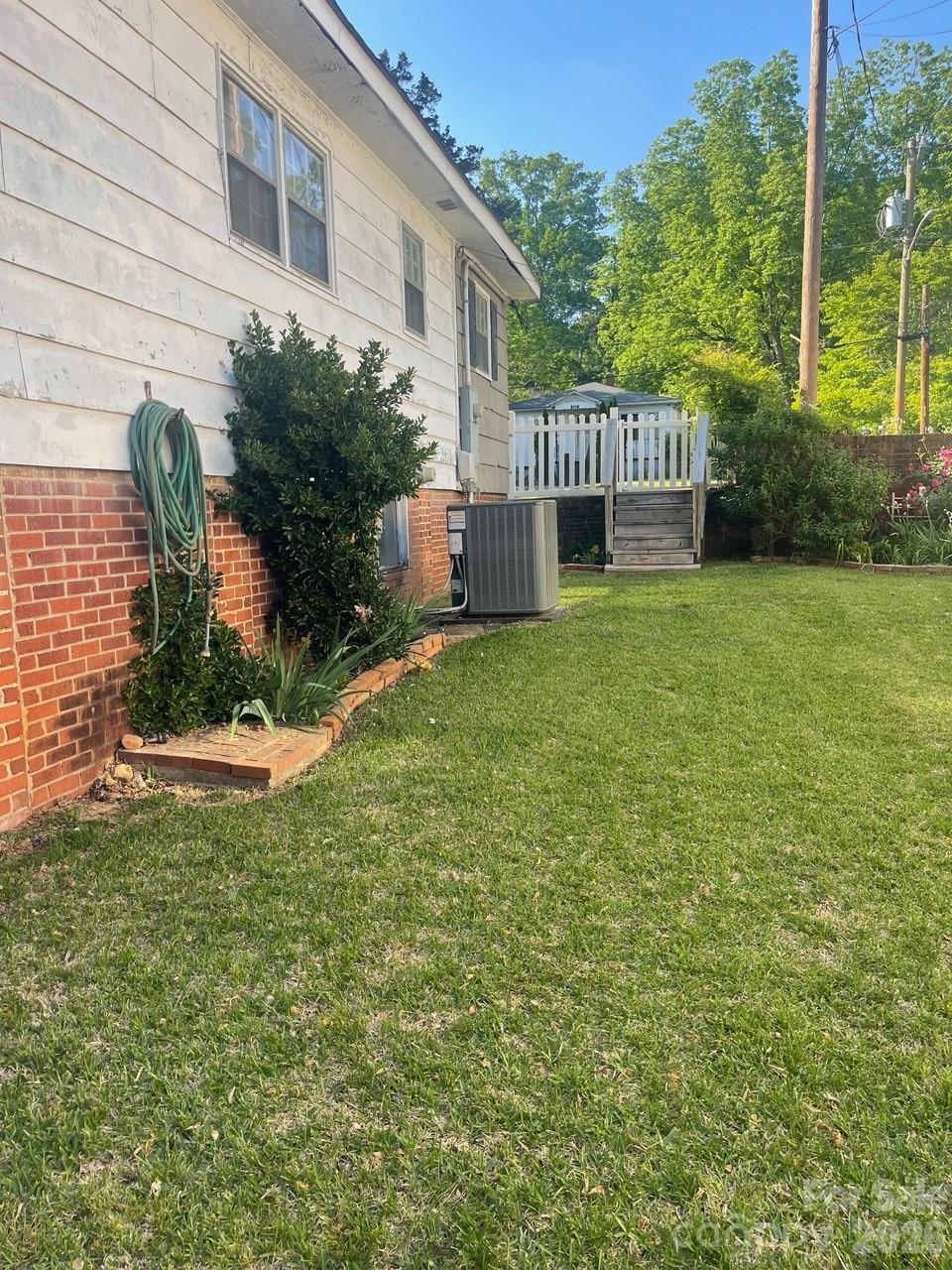 119 Pine Street — Badin