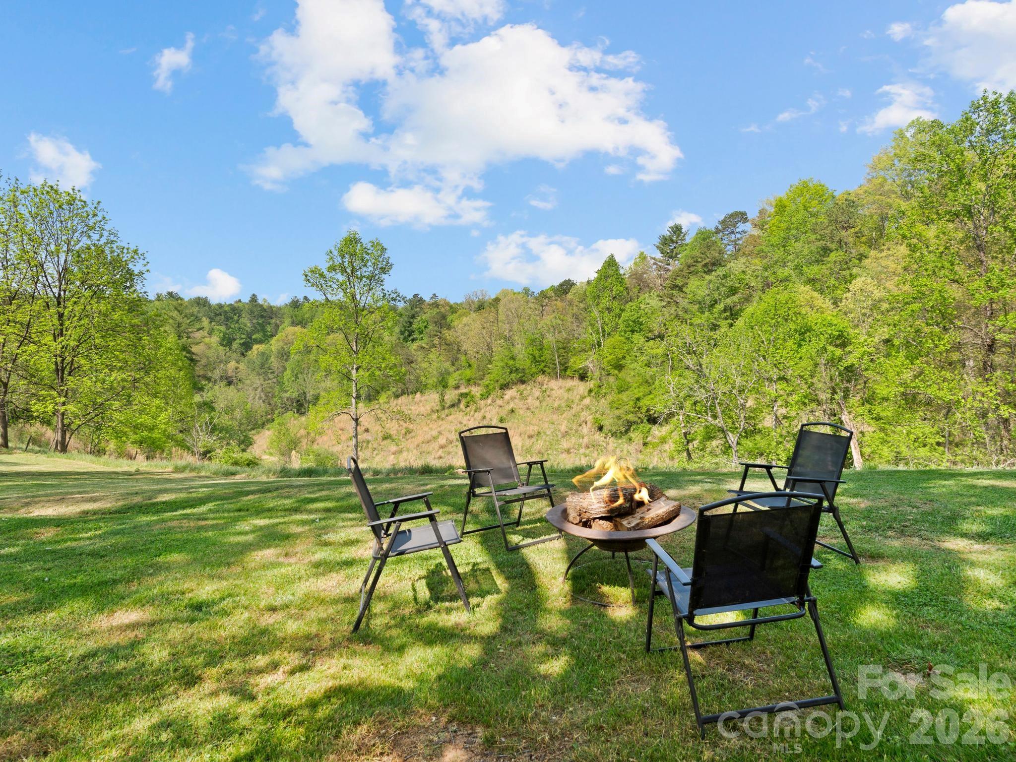 191 Posey Griffin Drive — Mars Hill