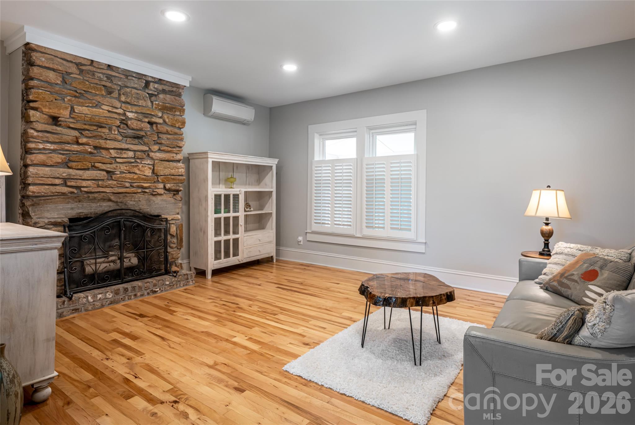 19 Neely Road — Brevard