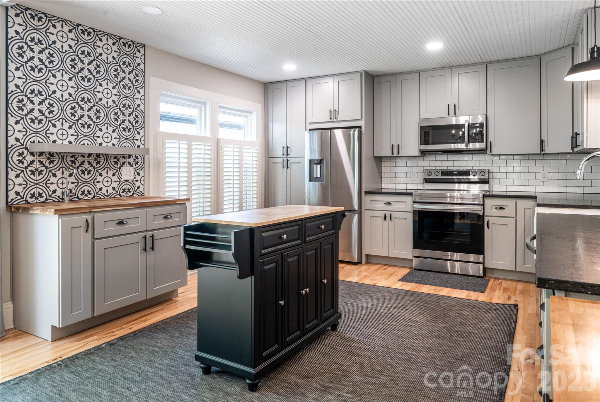 19 Neely Road — Brevard