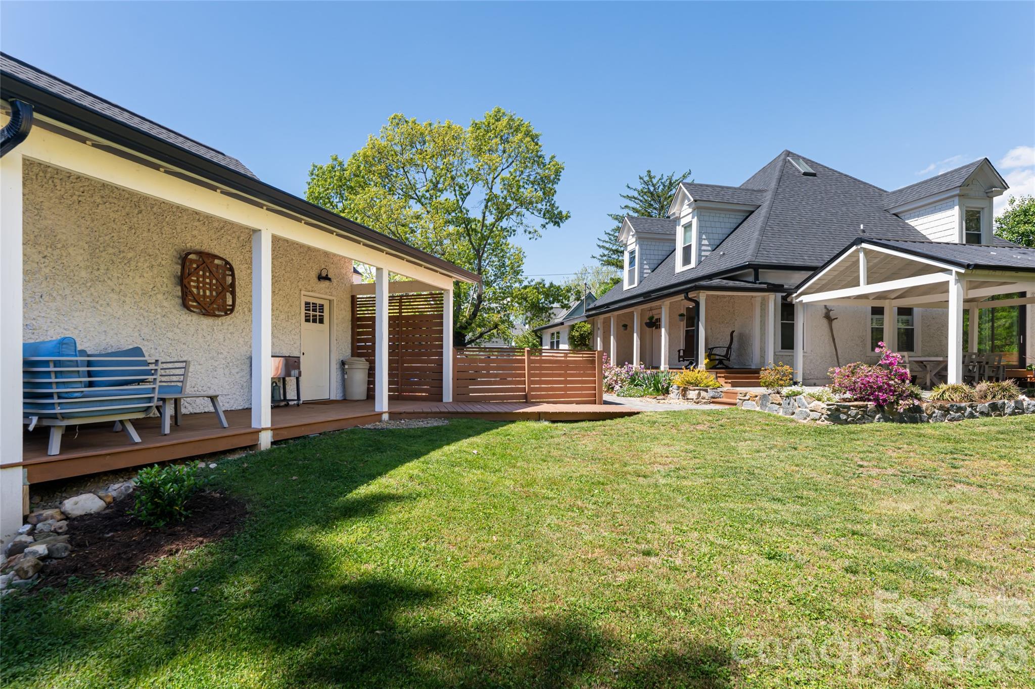 19 Neely Road — Brevard