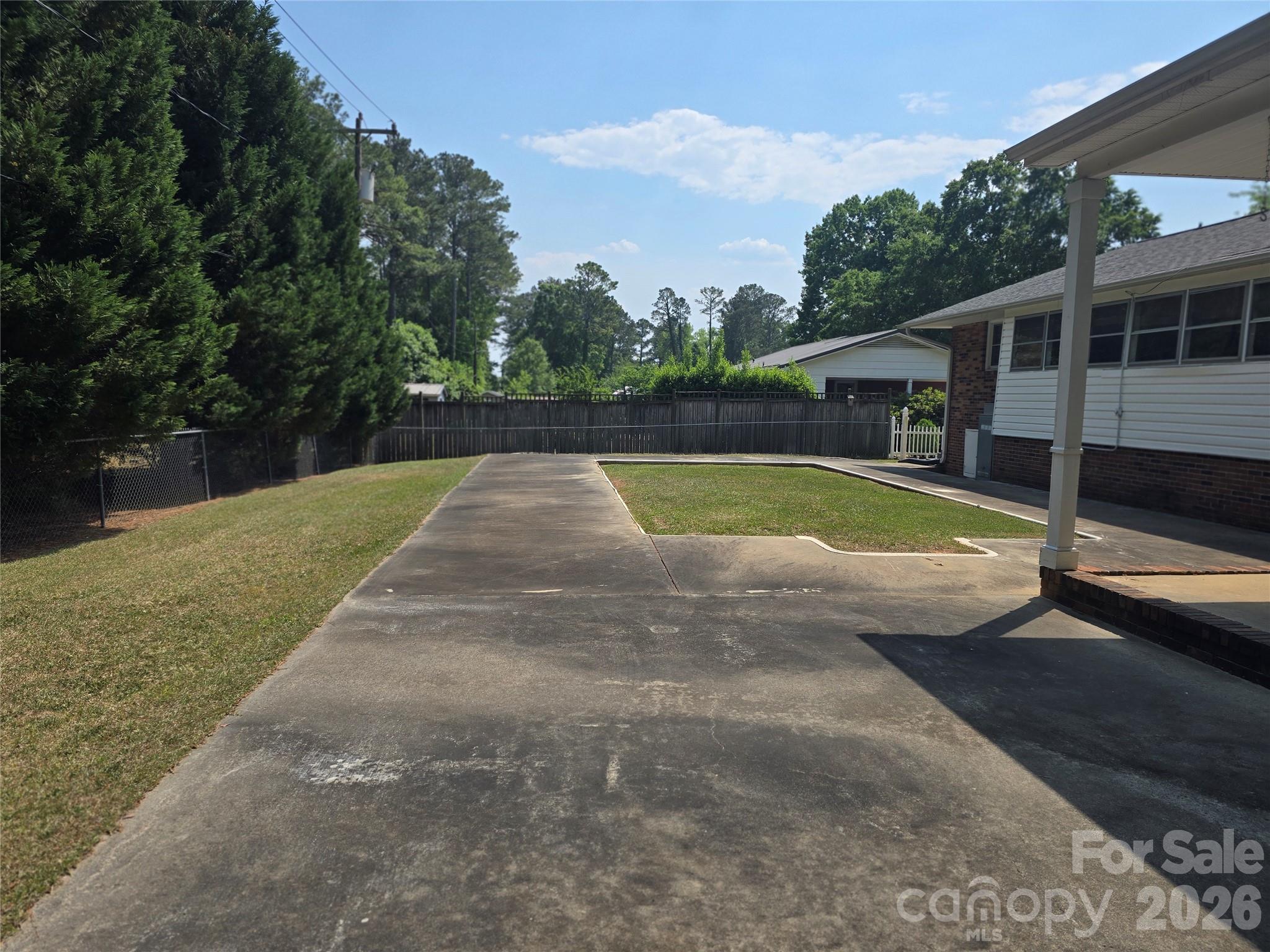 620 Mcdowell Drive — Chester